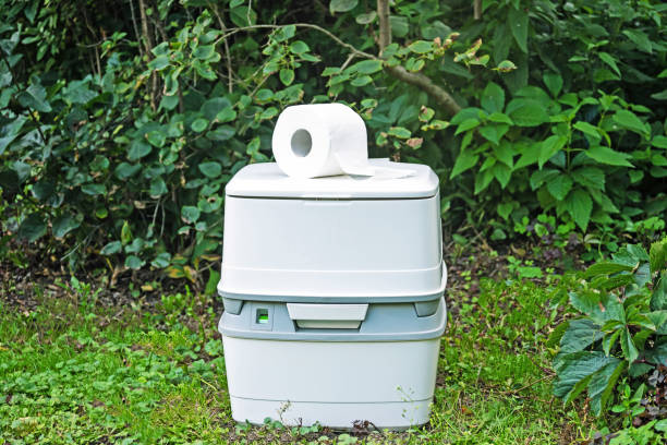 Best Portable toilet rental cost  in Poway, CA